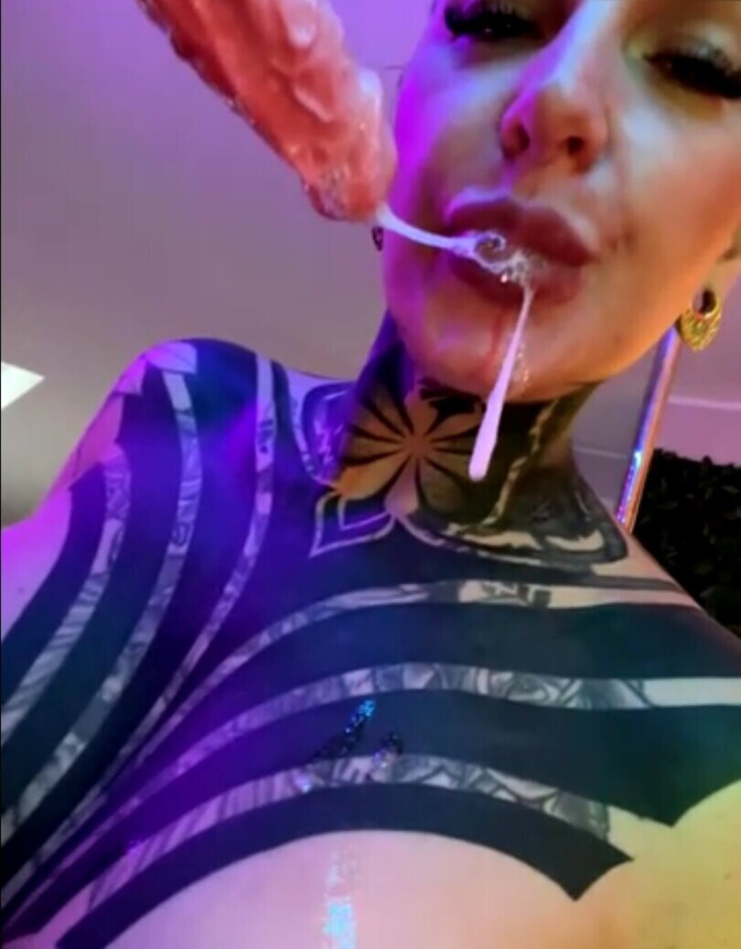 Photo nue de fuite OnlyFans de Inkedbiitch #49 Photo nue de fuite OnlyFans de Inkedbiitch #49