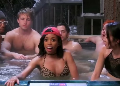 Photo nue de fuite OnlyFans de Smosh Girls