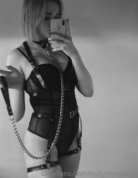Hollymoonvvip