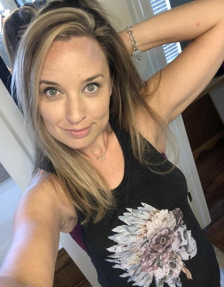 Photo nue de fuite OnlyFans de Lyricinmyhead
