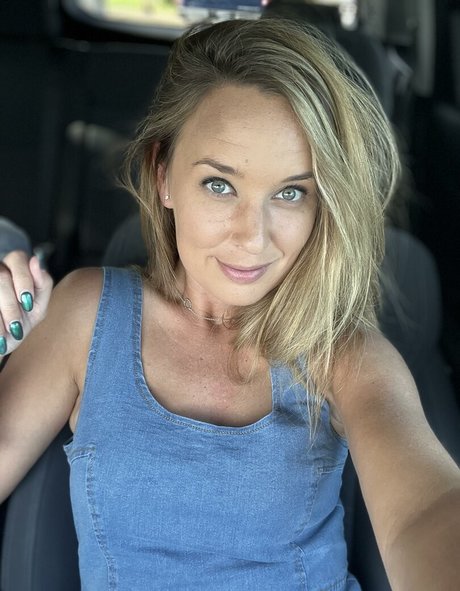 Photo nue de fuite OnlyFans de Lyricinmyhead