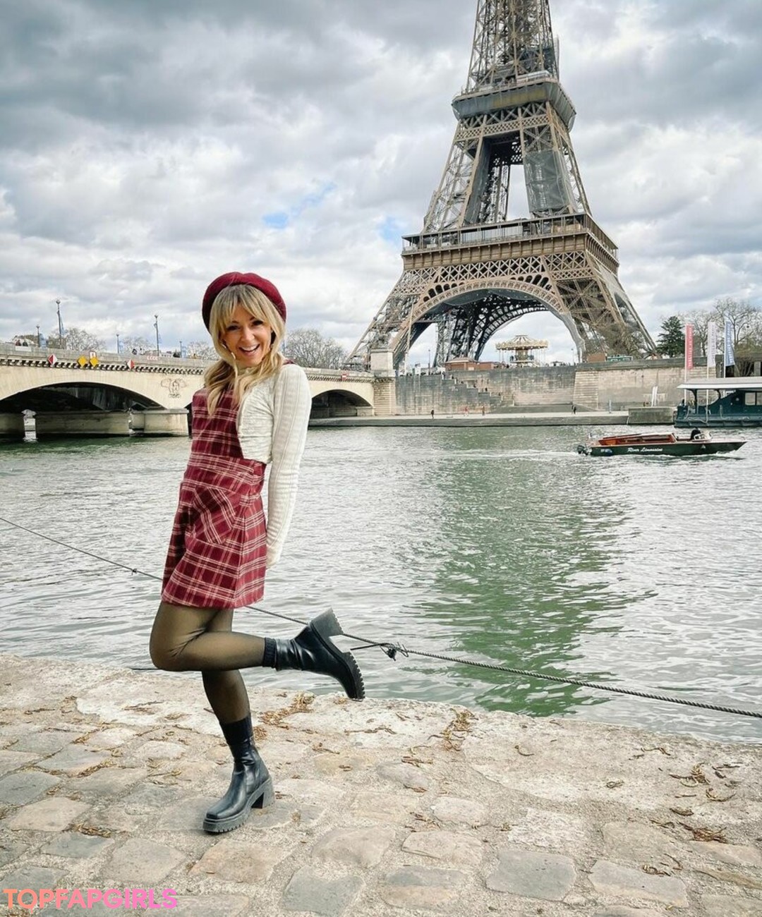 Photo nue de fuite OnlyFans de Lindsey Stirling #111 Photo nue de fuite OnlyFans de Lindsey Stirling #111