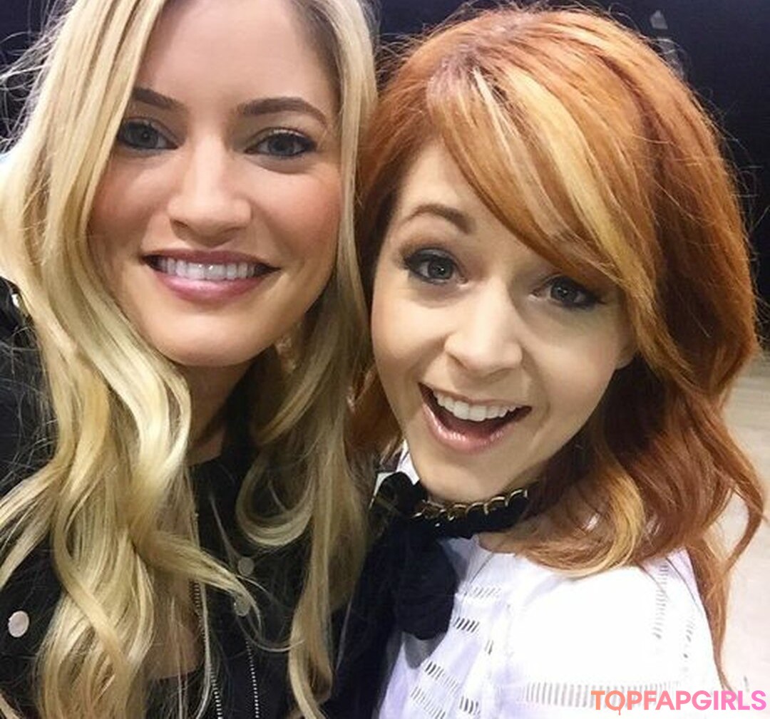 Photo nue de fuite OnlyFans de Lindsey Stirling #152 Photo nue de fuite OnlyFans de Lindsey Stirling #152