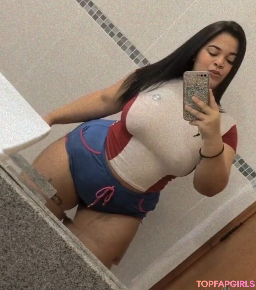 Photo nue de fuite OnlyFans de Lauratavora #21 Photo nue de fuite OnlyFans de Lauratavora #21