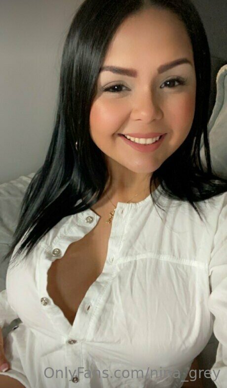 Nina_grey