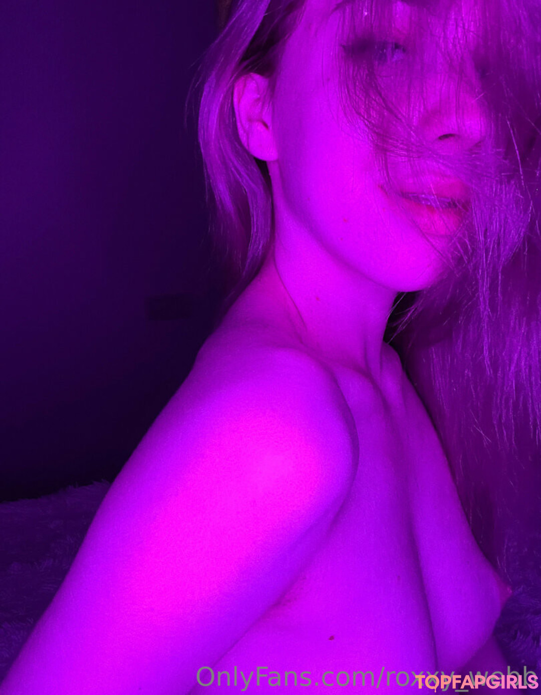 Photo nue de fuite OnlyFans de Roxxywebb #7 Photo nue de fuite OnlyFans de Roxxywebb #7