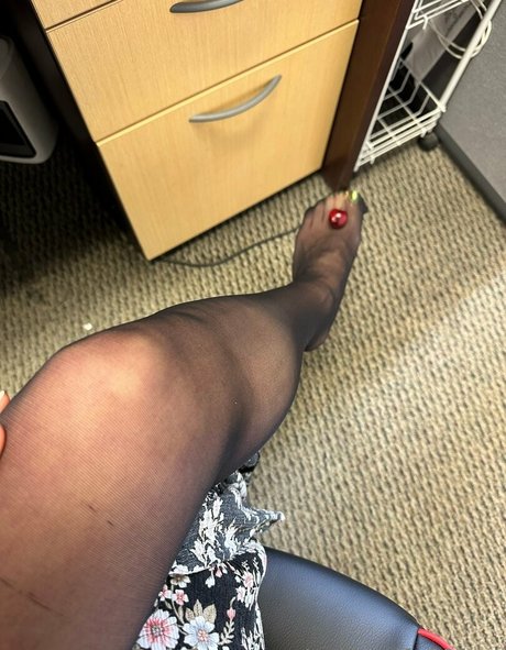 Photo nue de fuite OnlyFans de Nylonwife88free