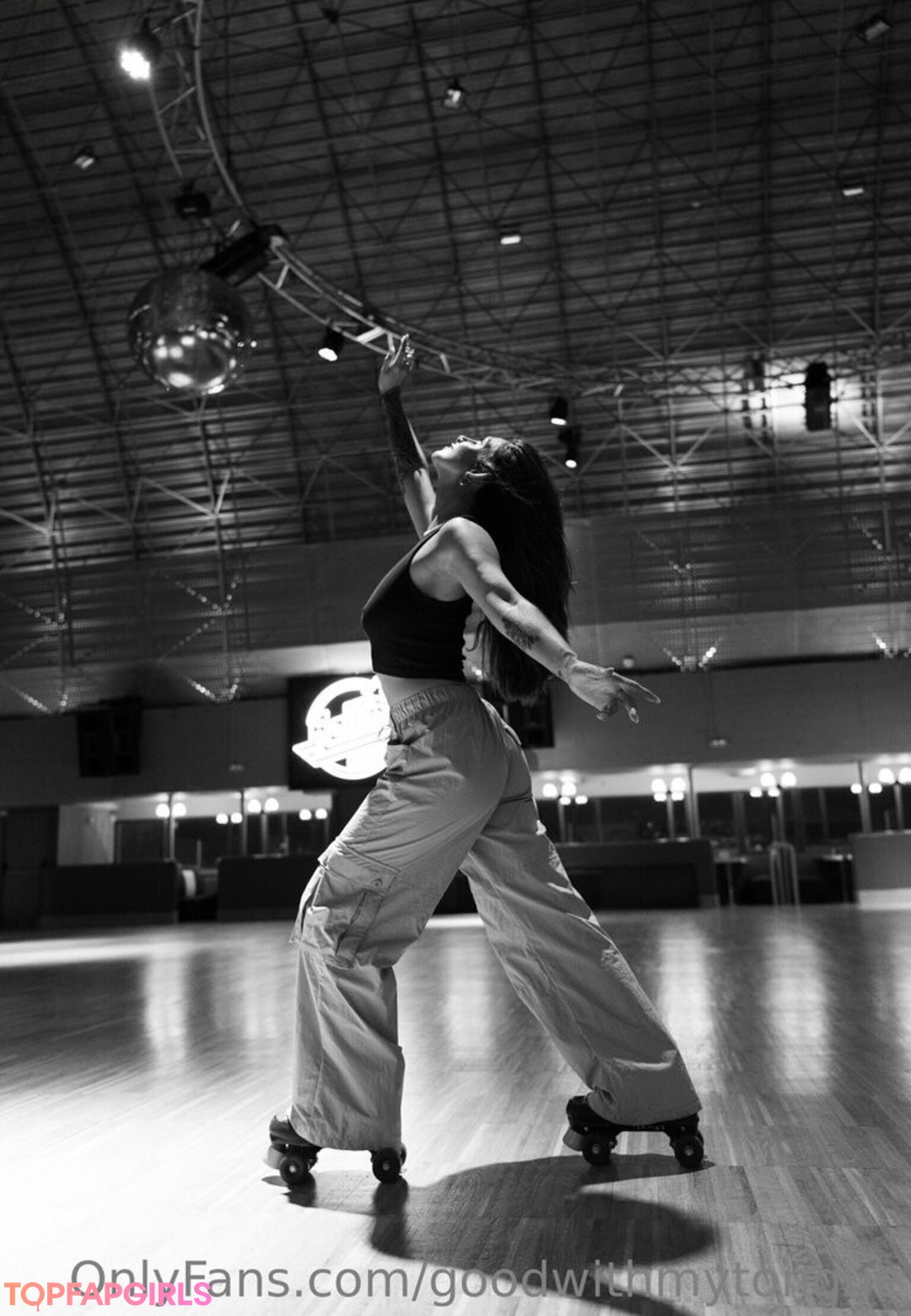 Photo nue de fuite OnlyFans de Goodwithmytongue #220 Photo nue de fuite OnlyFans de Goodwithmytongue #220