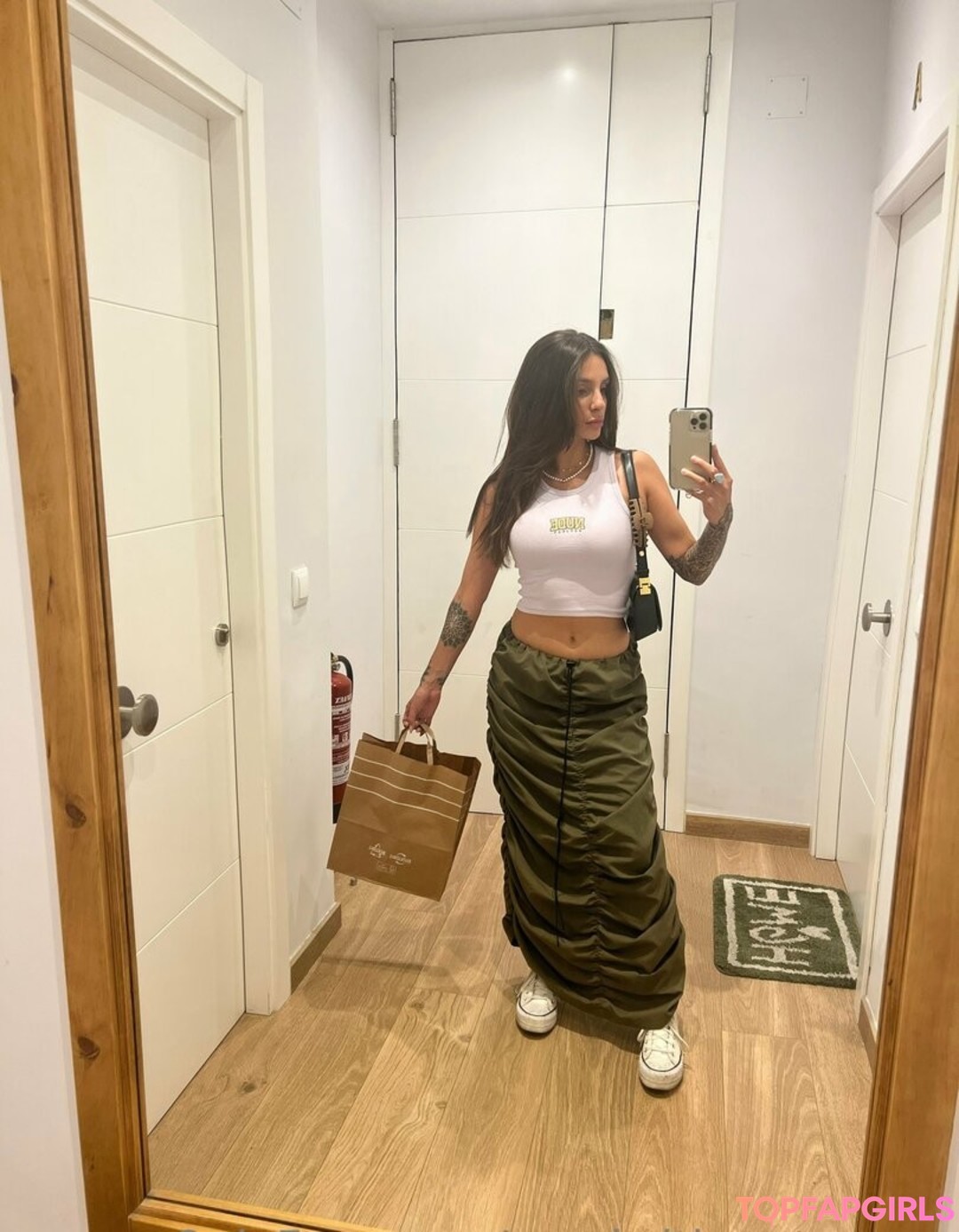 Photo nue de fuite OnlyFans de Goodwithmytongue #238 Photo nue de fuite OnlyFans de Goodwithmytongue #238