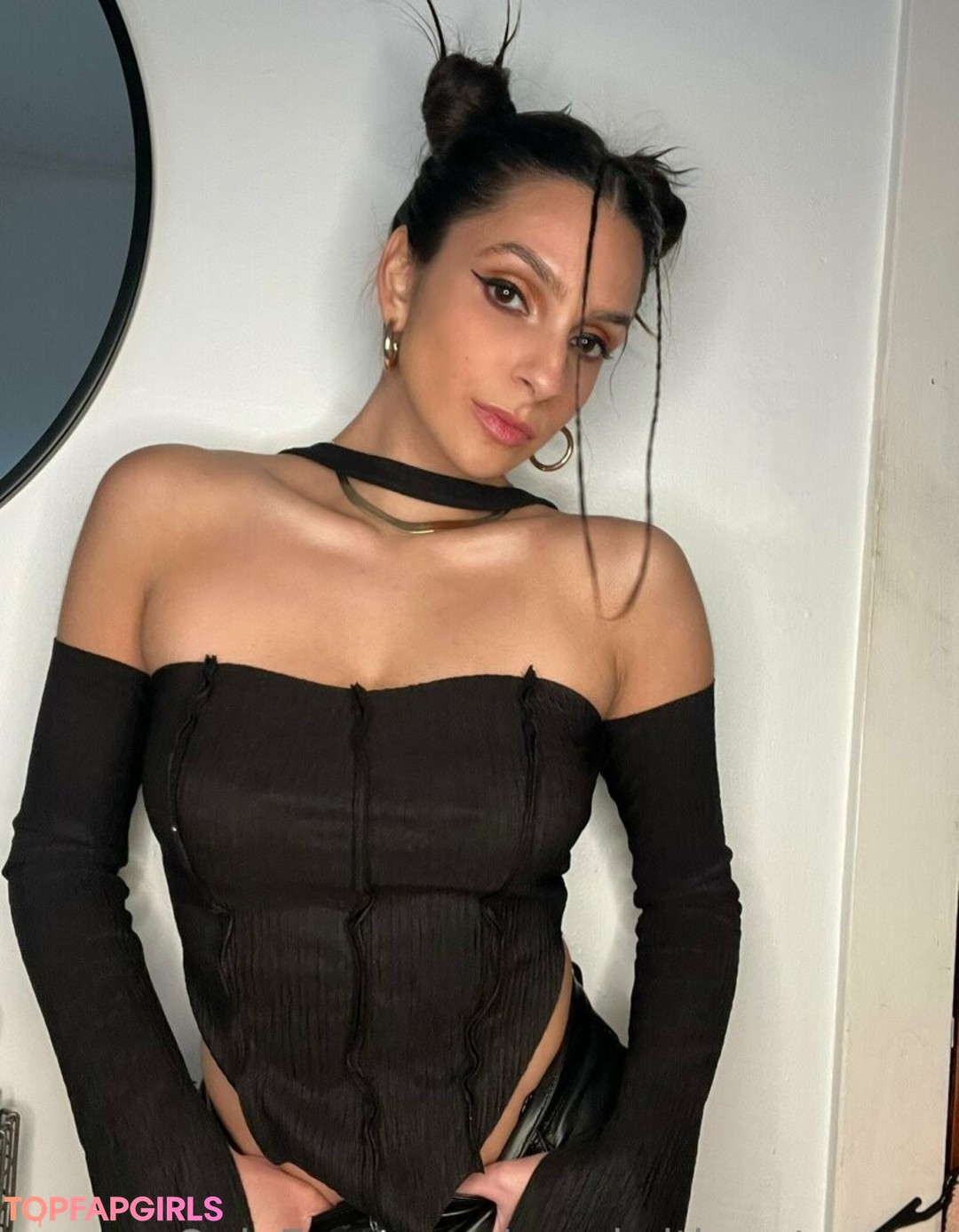 Photo nue de fuite OnlyFans de Goodwithmytongue #8 Photo nue de fuite OnlyFans de Goodwithmytongue #8