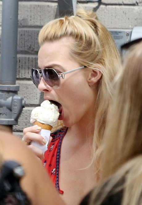Margot Robbie