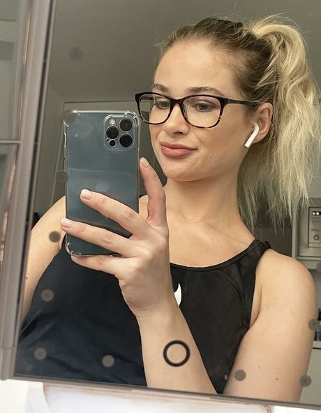 Photo nue de fuite OnlyFans de Madisonbimmer