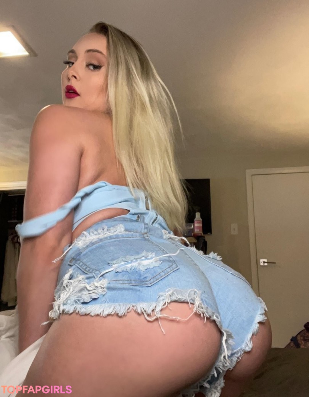 Photo nue de fuite OnlyFans de Cara Luby #169 Photo nue de fuite OnlyFans de Cara Luby #169