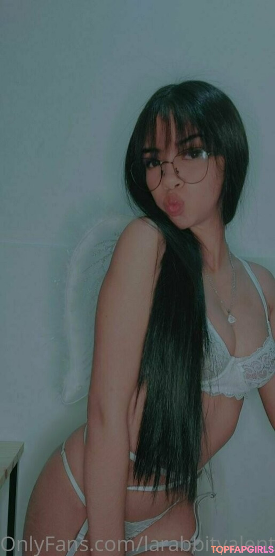 Photo nue de fuite OnlyFans de Larabbitvalentinaof #33 Photo nue de fuite OnlyFans de Larabbitvalentinaof #33
