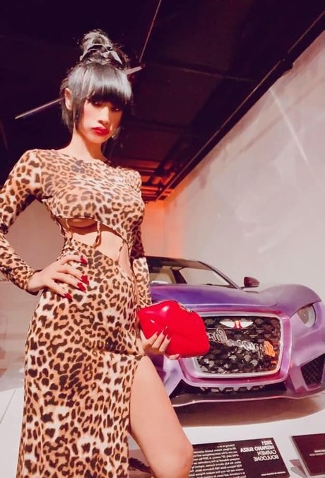 Bai Ling
