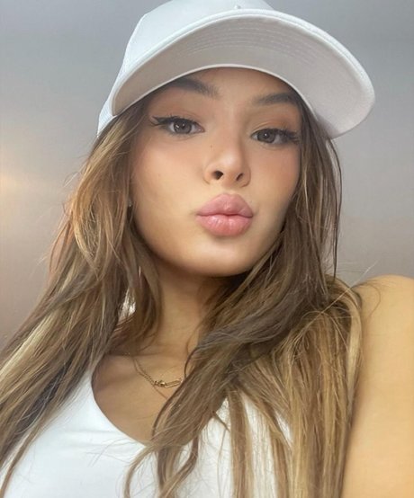 Photo nue de fuite OnlyFans de Brighton Sharbino