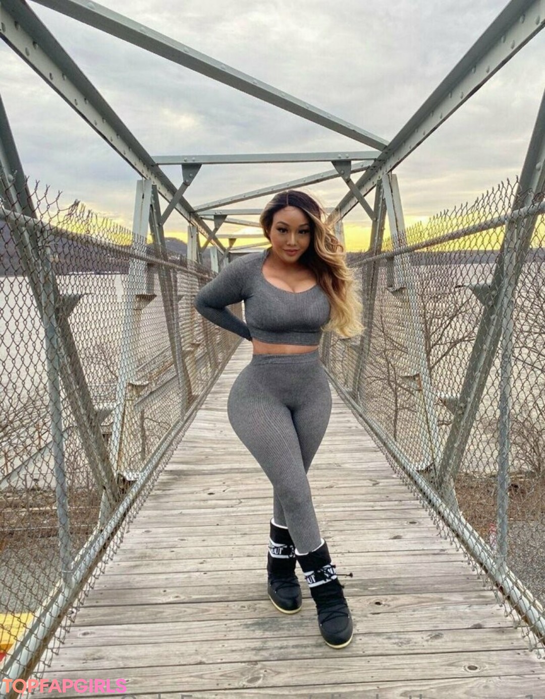 Photo nue de fuite OnlyFans de Elizabethmoon1 #369 Photo nue de fuite OnlyFans de Elizabethmoon1 #369