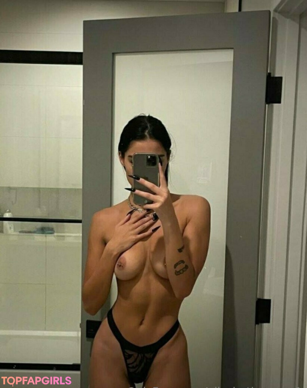 Photo nue de fuite OnlyFans de Elizabethmoon1 #814 Photo nue de fuite OnlyFans de Elizabethmoon1 #814