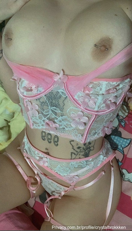 Photo nue de fuite OnlyFans de Crystalbrokkken