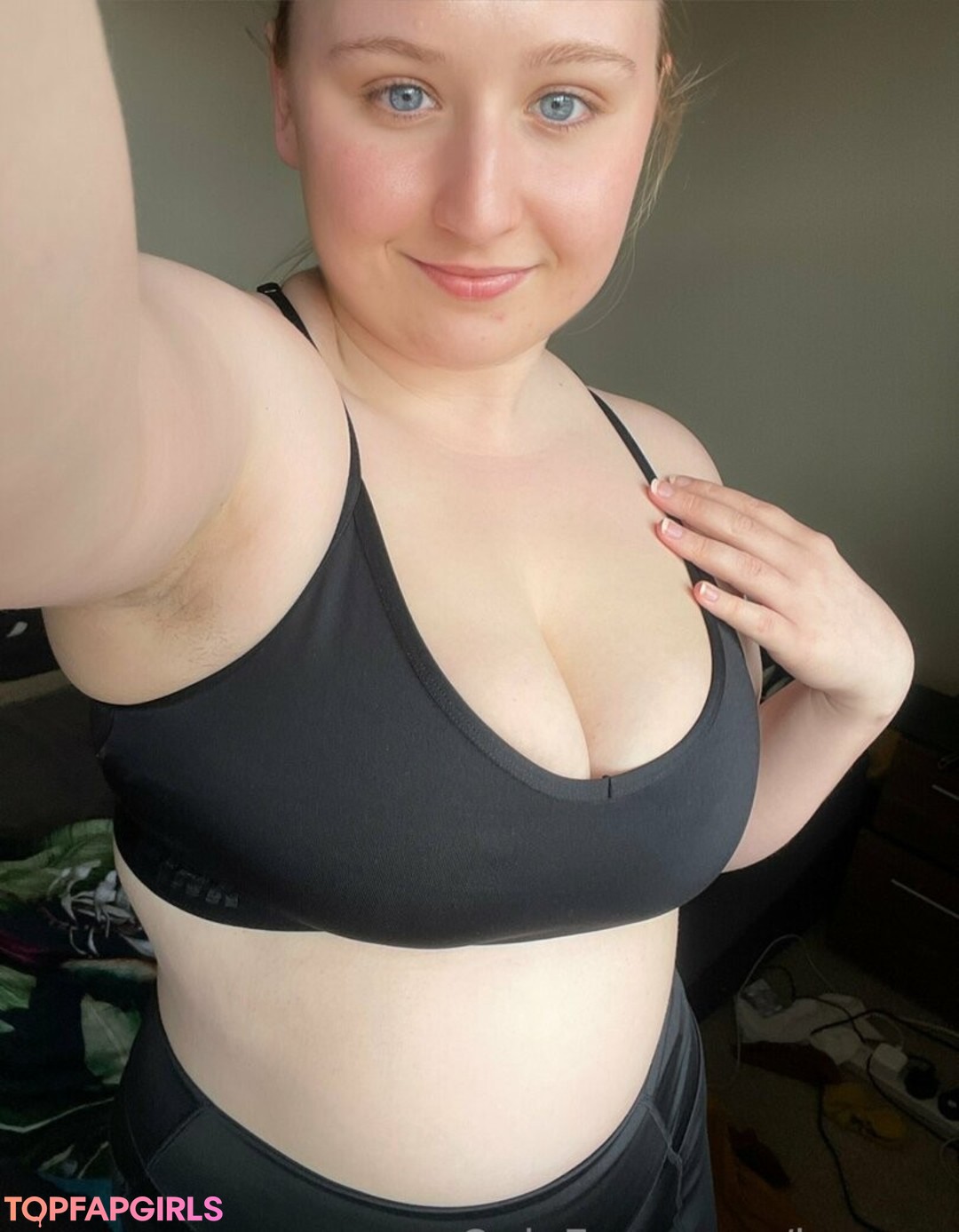 Photo nue de fuite OnlyFans de Jessrox #104 Photo nue de fuite OnlyFans de Jessrox #104
