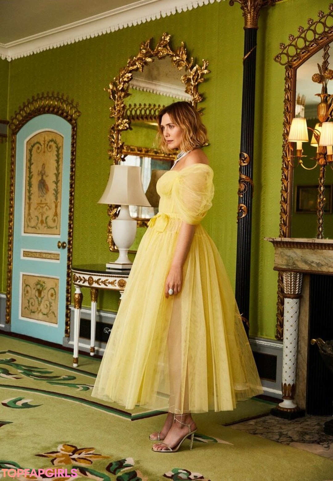 Photo nue de fuite OnlyFans de Elizabeth Olsen #127 Photo nue de fuite OnlyFans de Elizabeth Olsen #127