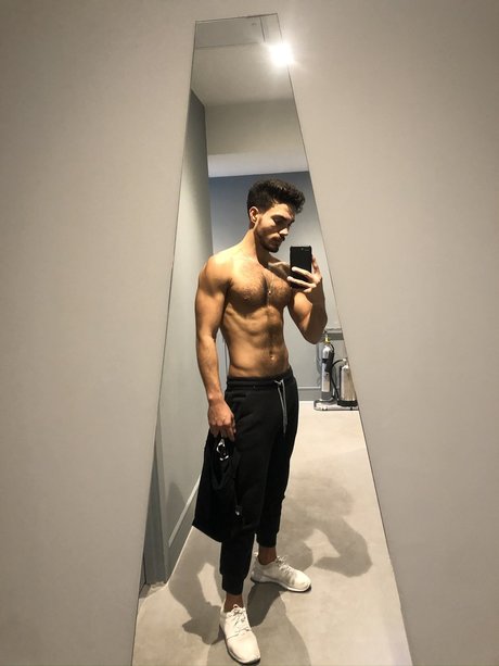 Photo nue de fuite OnlyFans de Lo Cabral