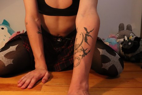 Photo nue de fuite OnlyFans de Lily Nightmother