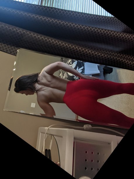Natalie Fox