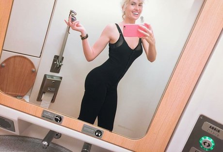 Adriana Abenia