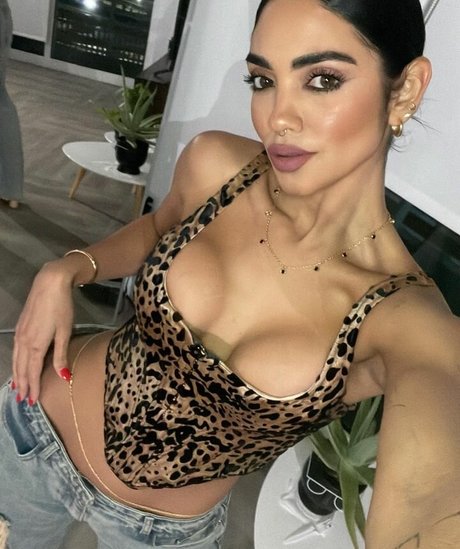 Arianny Negron