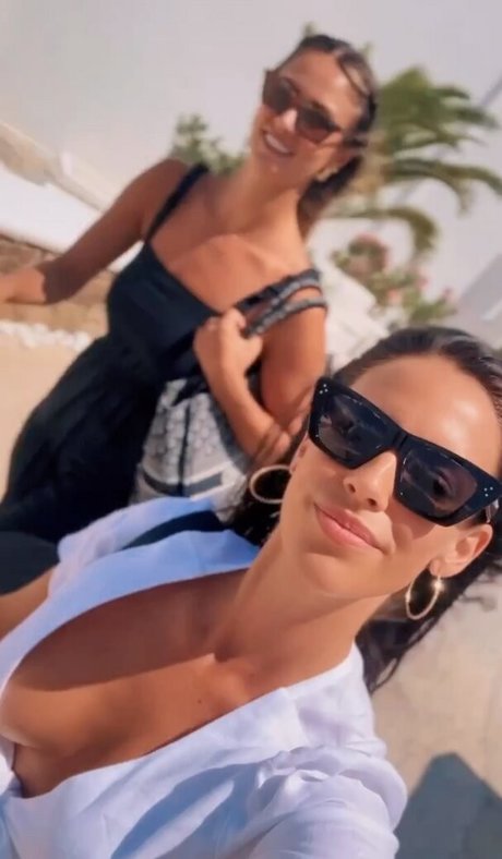 Jessica Lowndes