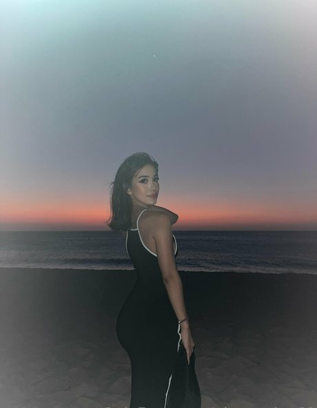 Photo nue de fuite OnlyFans de Alternative69