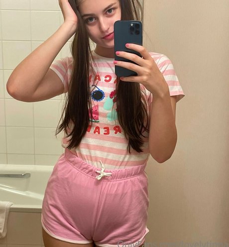Lovelytinnaxo