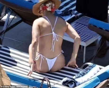 Jennifer Lopez