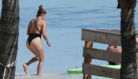 Jennifer Lopez