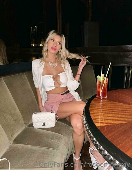 Photo nue de fuite OnlyFans de Rosy Stars