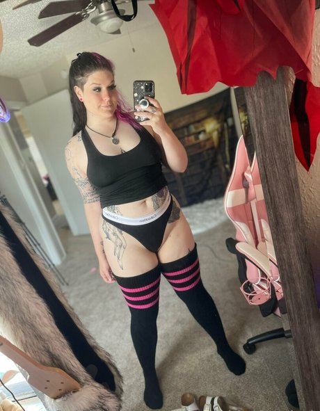 Quin.night.afterdark