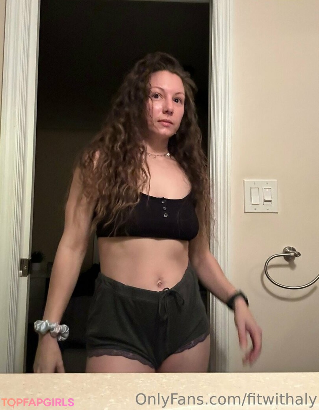 Photo nue de fuite OnlyFans de Alexis Rodriguez #54 Photo nue de fuite OnlyFans de Alexis Rodriguez #54