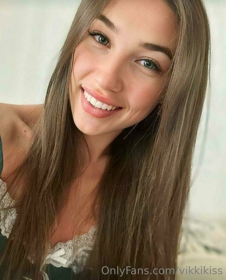 Photo nue de fuite OnlyFans de Vikkikiss