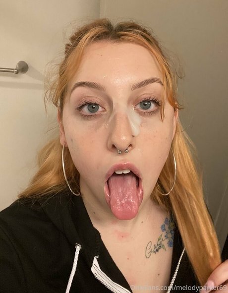Photo nue de fuite OnlyFans de Melody Parker