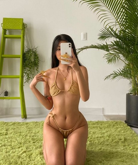 Oanhdaqueen
