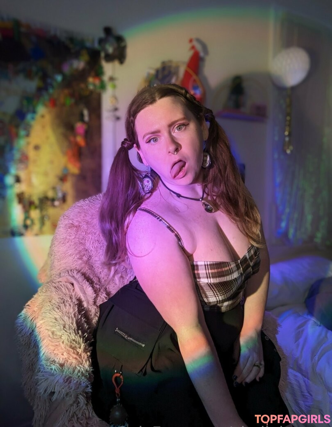 Photo nue de fuite OnlyFans de Chellelovesu #836 Photo nue de fuite OnlyFans de Chellelovesu #836