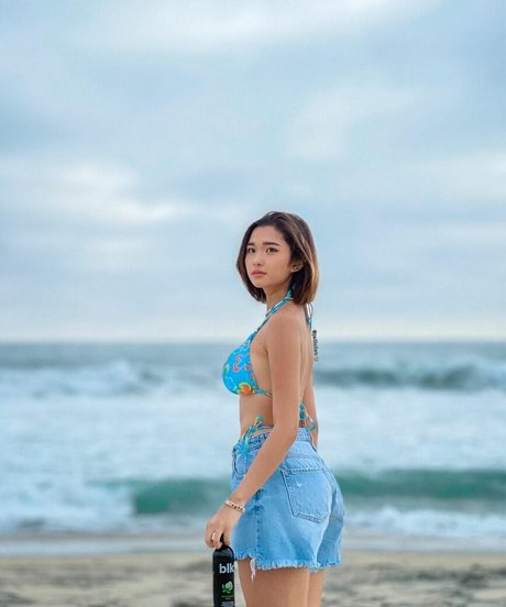 Jeila Dizon