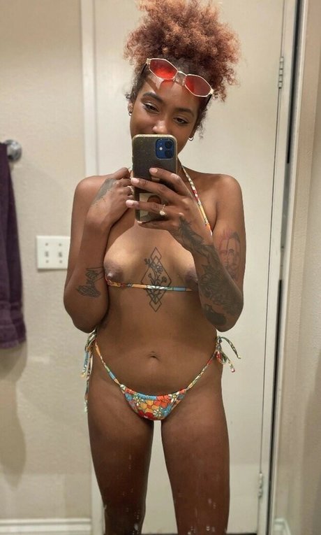 Photo nue de fuite OnlyFans de Moxieamerica