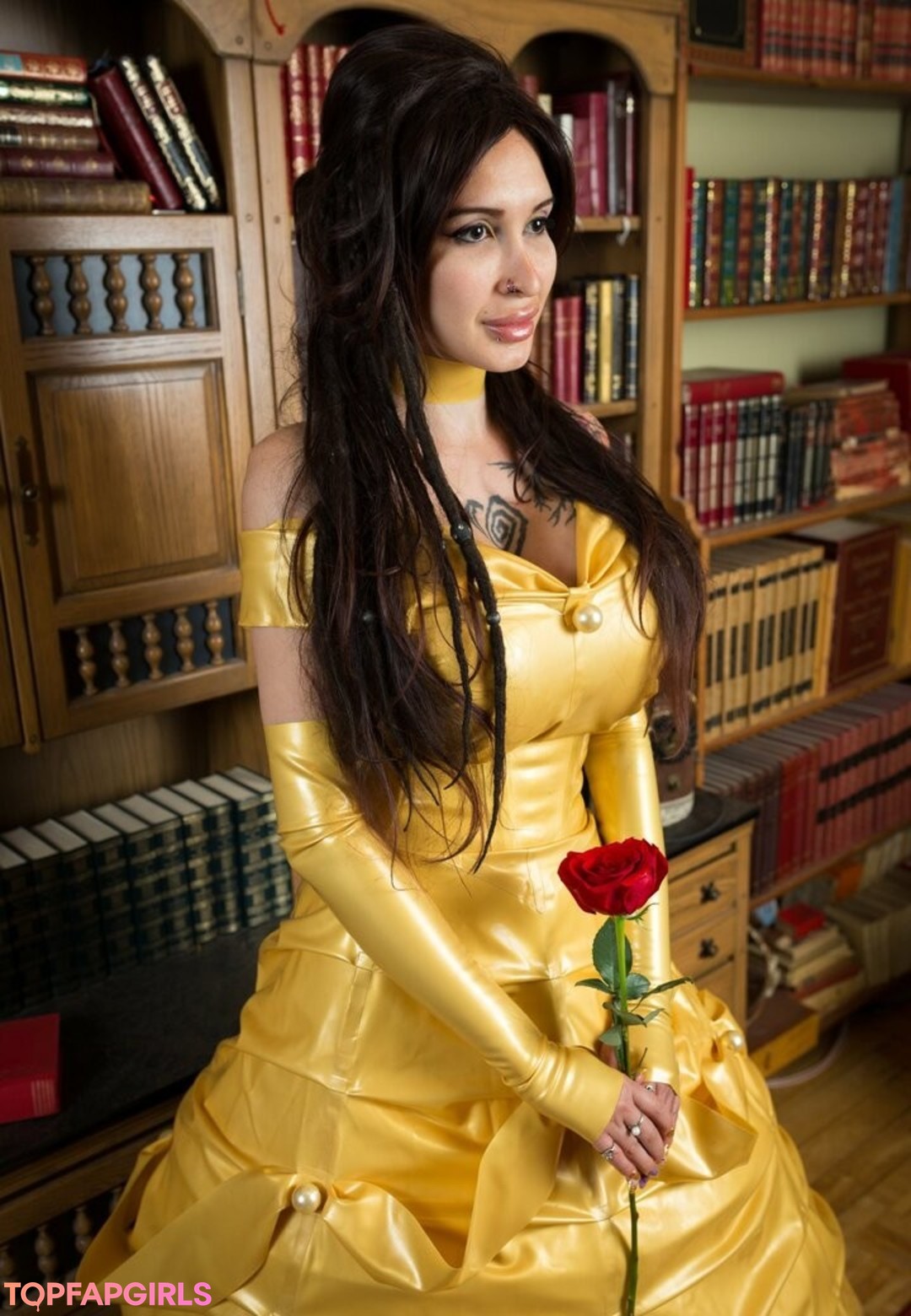 Photo nue de fuite OnlyFans de Ariane Saintamours #23 Photo nue de fuite OnlyFans de Ariane Saintamours #23