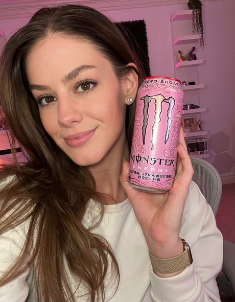 LuluLuvely