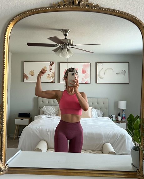 LuluLuvely