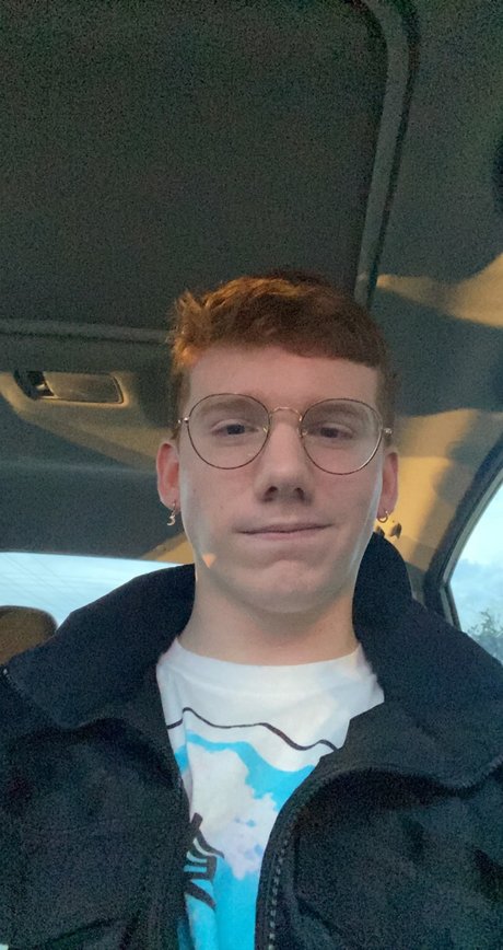 Photo nue de fuite OnlyFans de Noah 