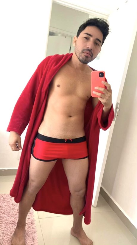 Photo nue de fuite OnlyFans de Adventures Fetishes And Desires