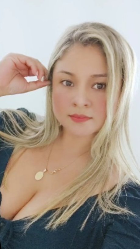 Photo nue de fuite OnlyFans de Andrea Leyton